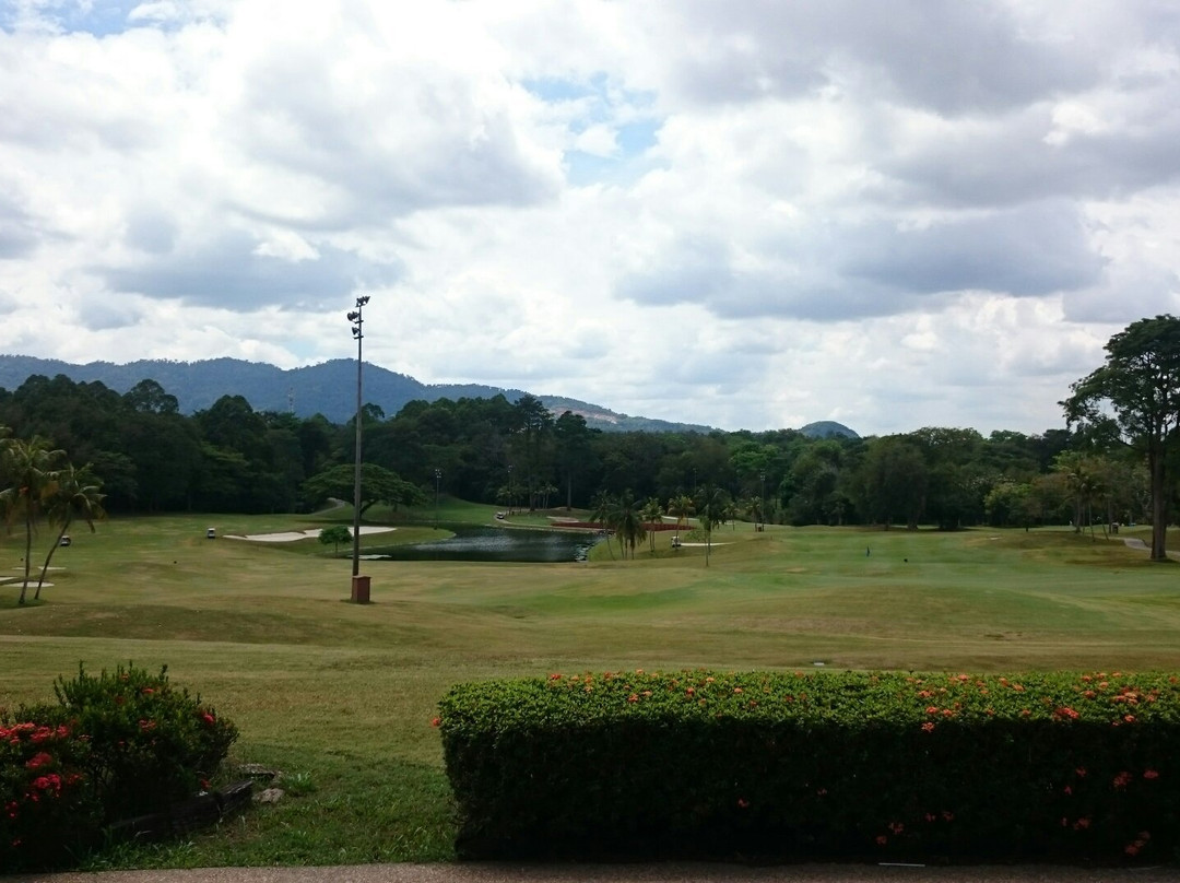 Staffield's Golf Course-Mantin必去景点