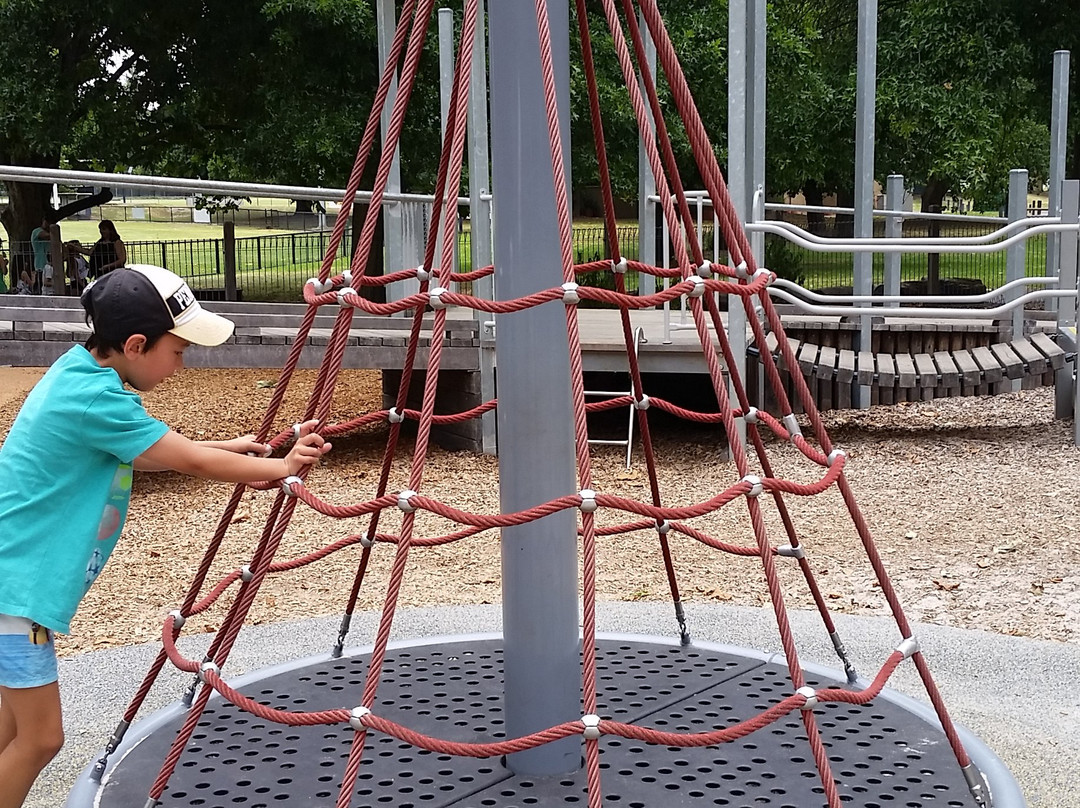 Wally Tew Reserve-Ferntree Gully必去景点