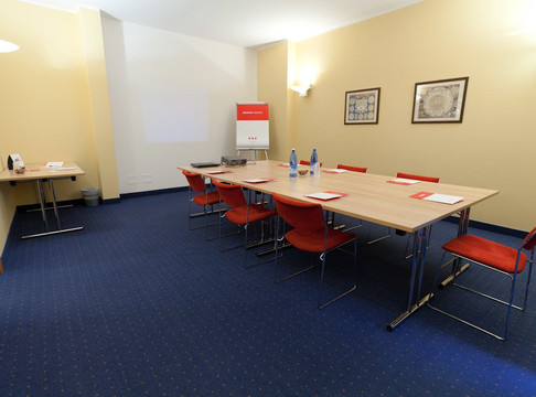 UNA HOTELS Occhiobello主图