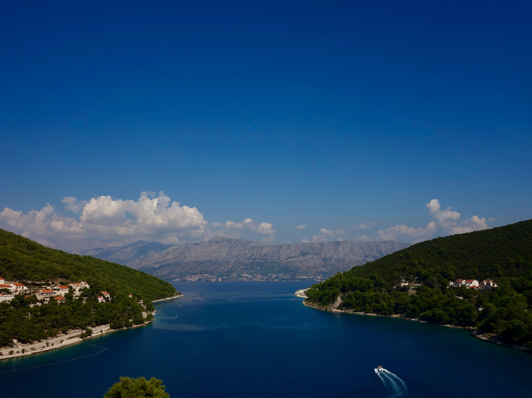 Island Brac Tour景点图片