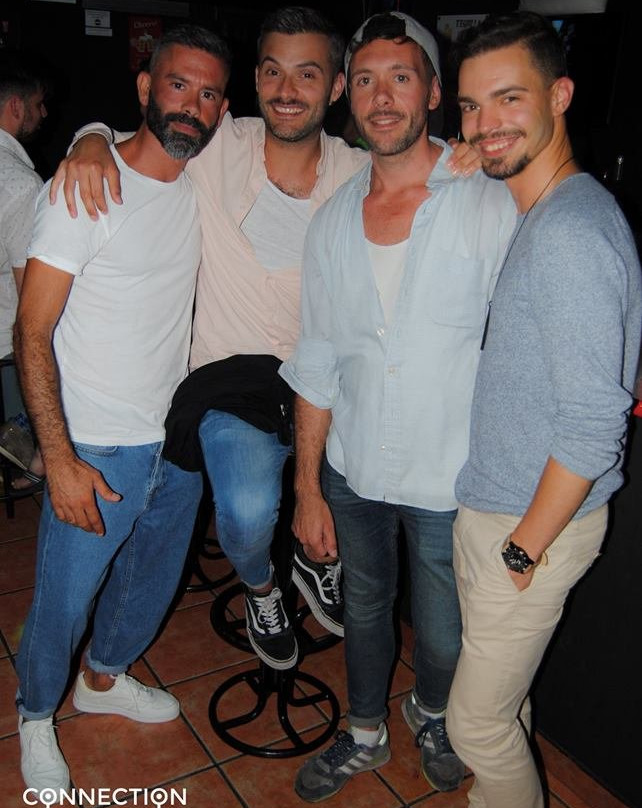 Connection Bar-阿尔布赞拉必去景点