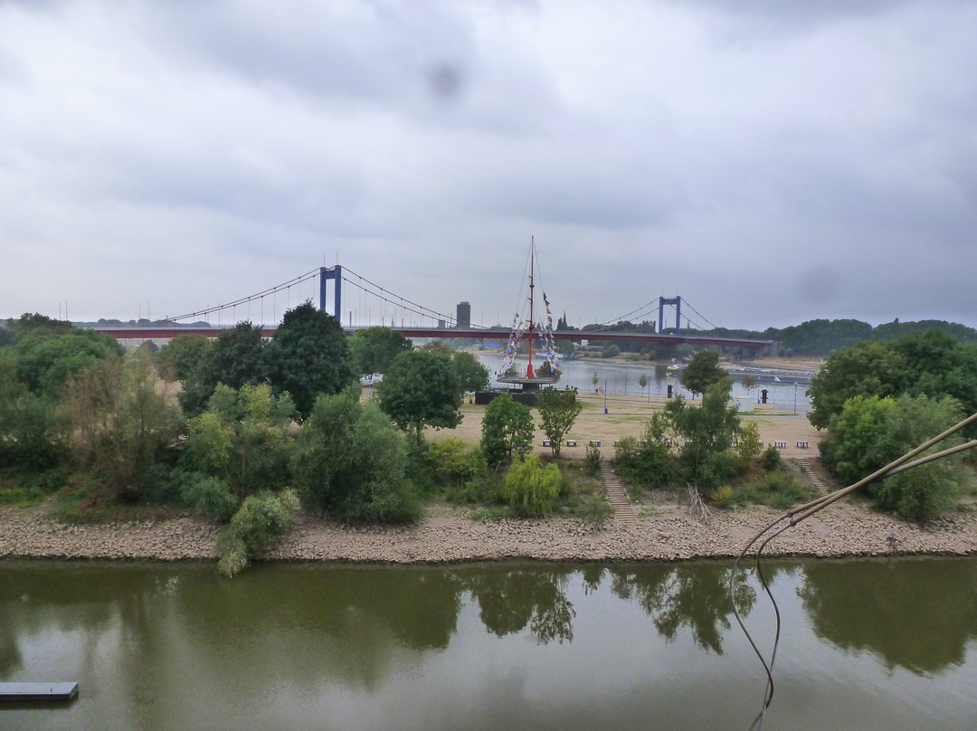 Ruhrorter Flaggenmast-杜伊斯堡必去景点