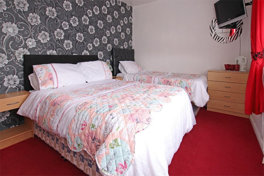 Ocean Court Bed and Breakfast