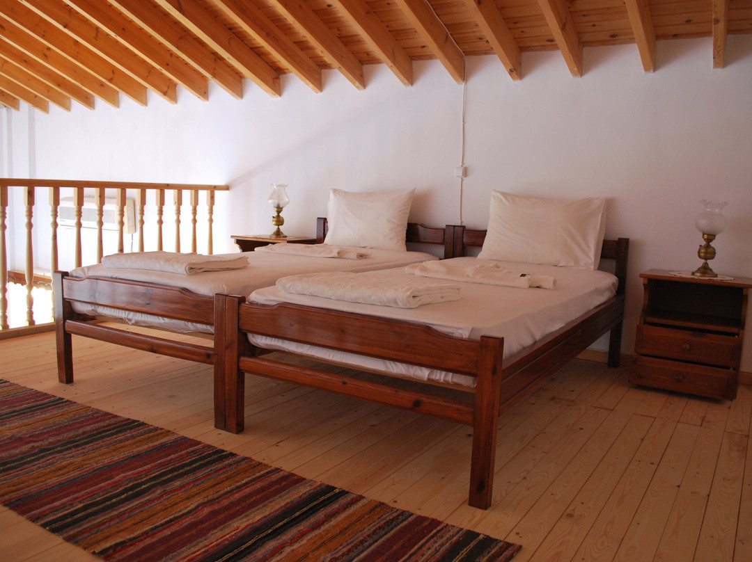 Troyan Hill Apartments主图