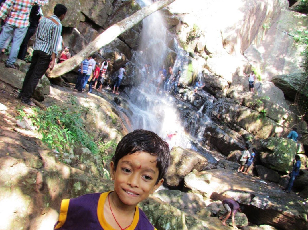 Rampa Waterfalls景点图片