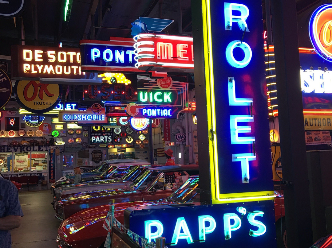 Spomer Classics & Museum-Worthington必去景点