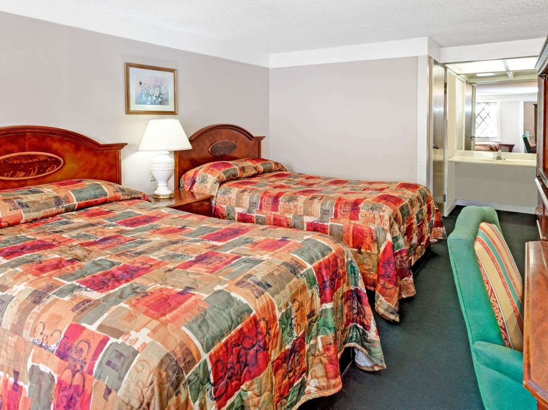 Knights Inn Austell主图