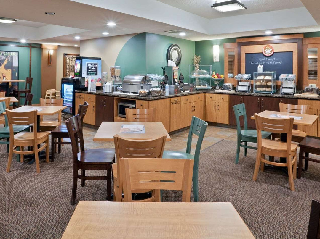 AmericInn by Wyndham Chanhassen主图