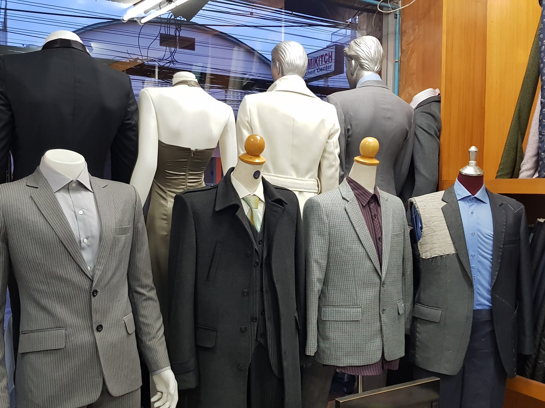 高级定制服装店-清迈必去景点