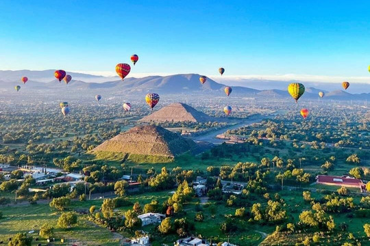Vuela Teotihuacán