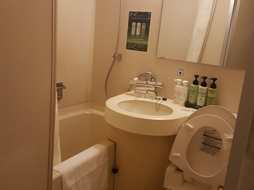 巢鸭微笑酒店主图