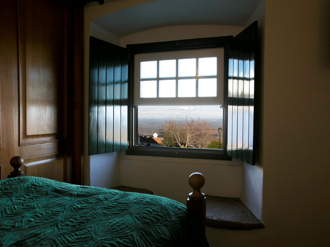 Rainha Santa Isabel主图