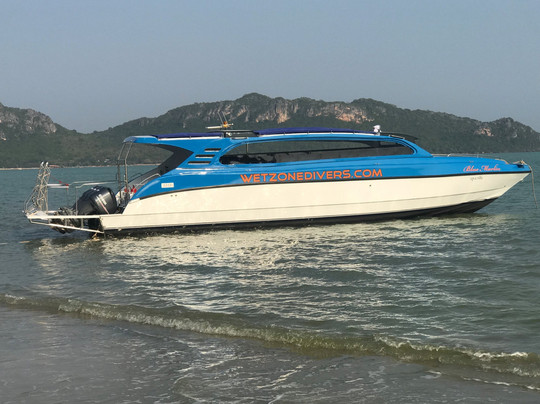 Wetzone Divers-拉克山必去景点