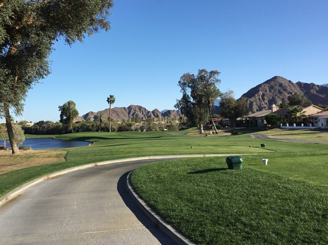 Palm Desert Country Club-棕榈沙漠必去景点