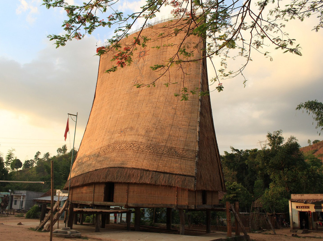 Vietnam HIGHLANDS Tours-昆嵩必去景点