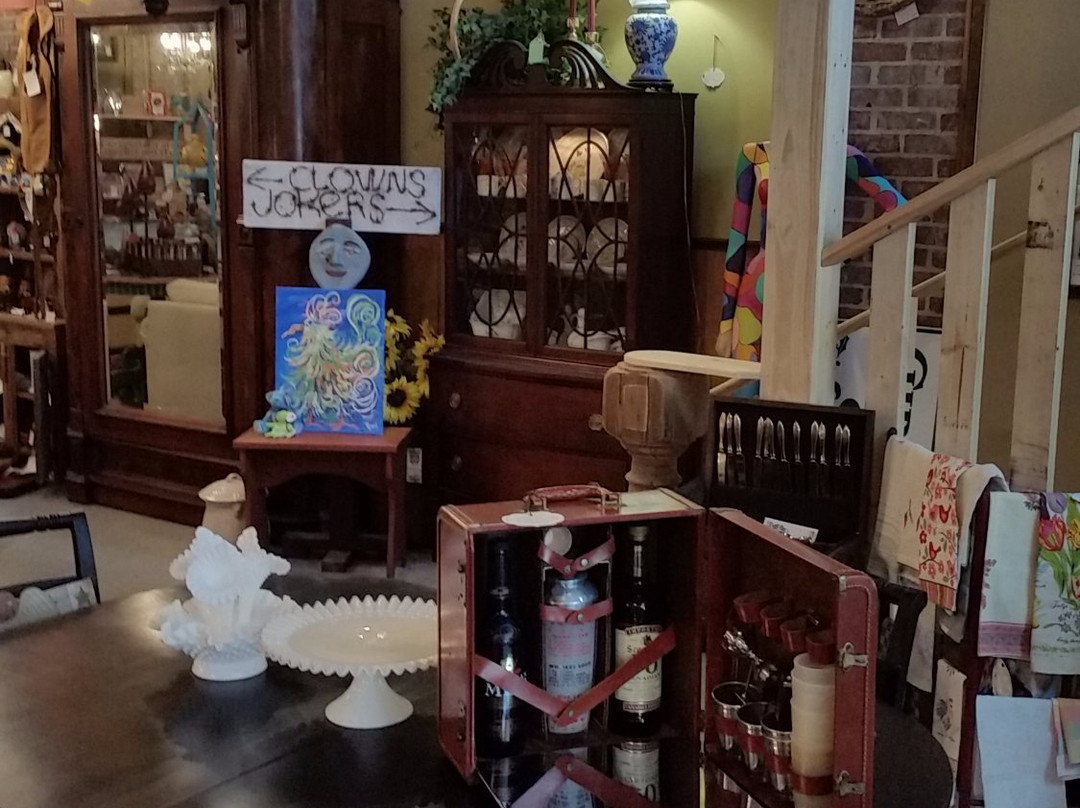 Uptown Funk Spruce Pine-Spruce Pine必去景点