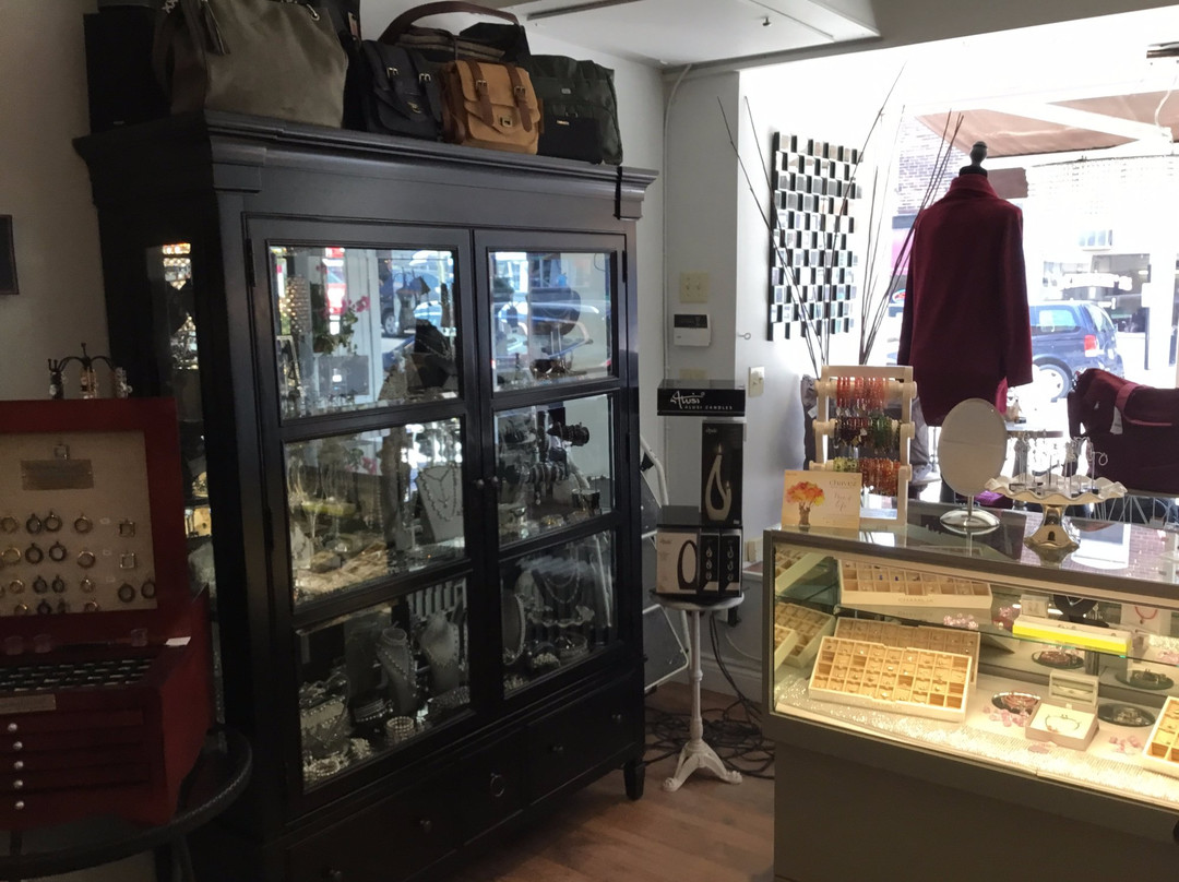 Shine Jewellery & Accessories景点图片