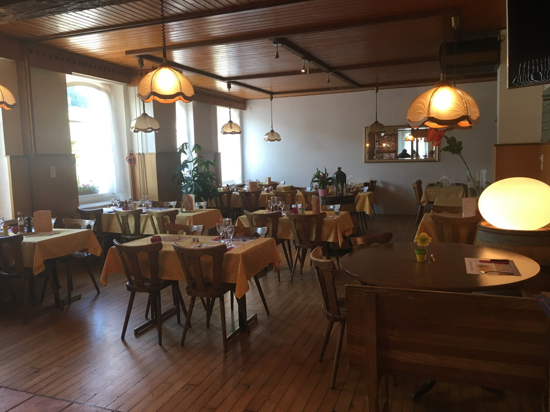 Lucelle餐馆和美食-Restaurant du Soleil