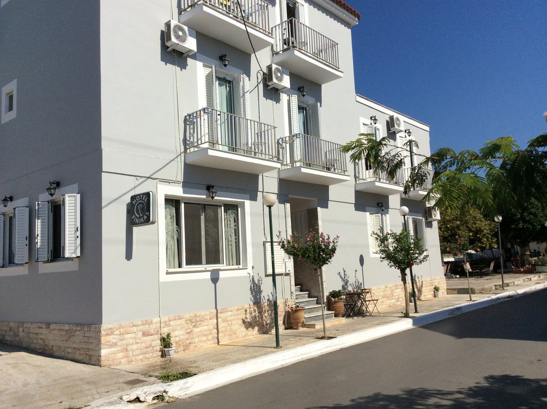 Hotel Finikas
