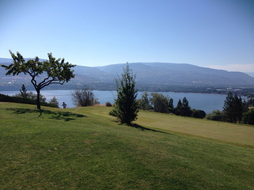 Pine Hills Golf Club-彭蒂克顿必去景点