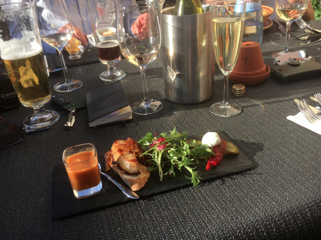 Linde Restaurant & Hotel主图