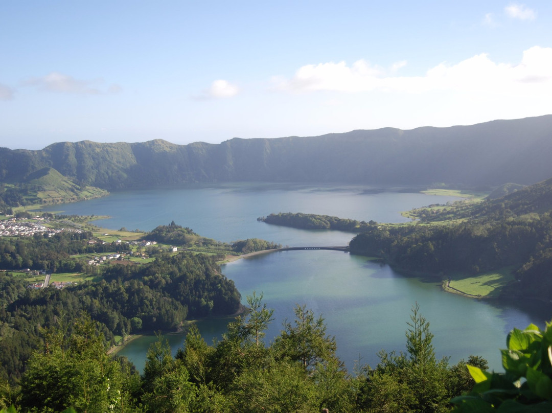 Carpe Diem dream tours-蓬塔德尔加达必去景点