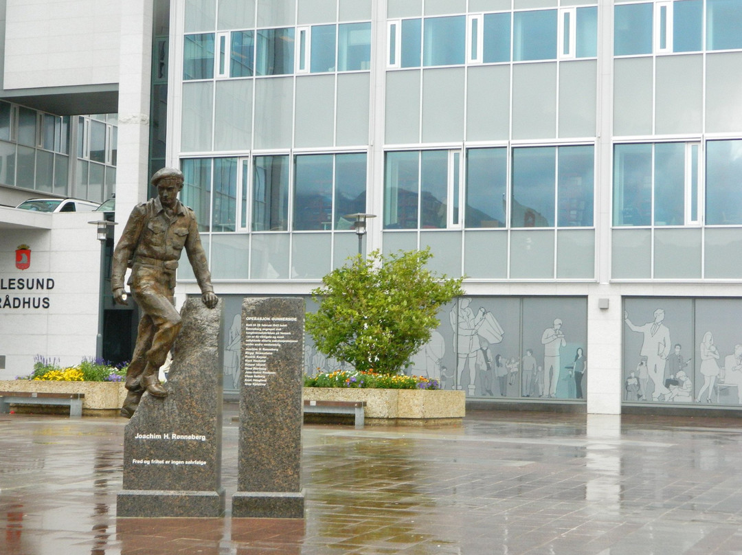 Statute of Joachim Ronneberg-奥勒松必去景点