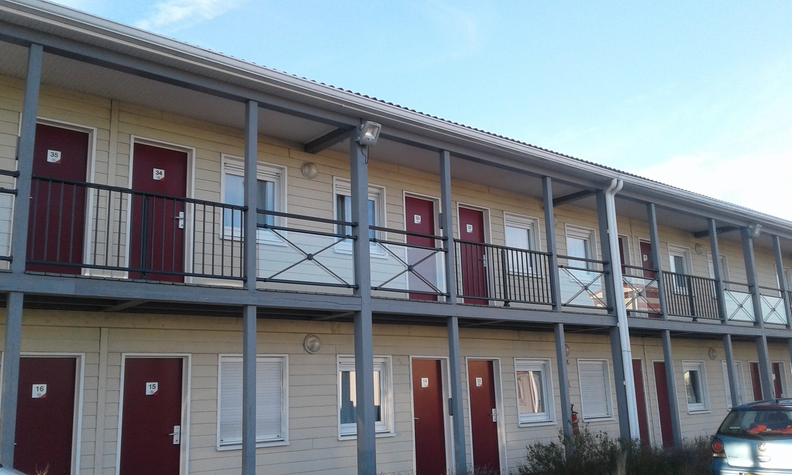 Contact Hotel Fontenay le Comte-官方