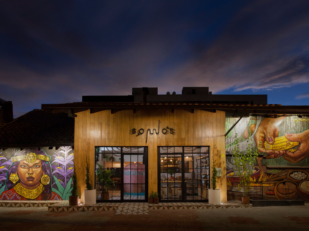 Somos Ecuador Restaurant