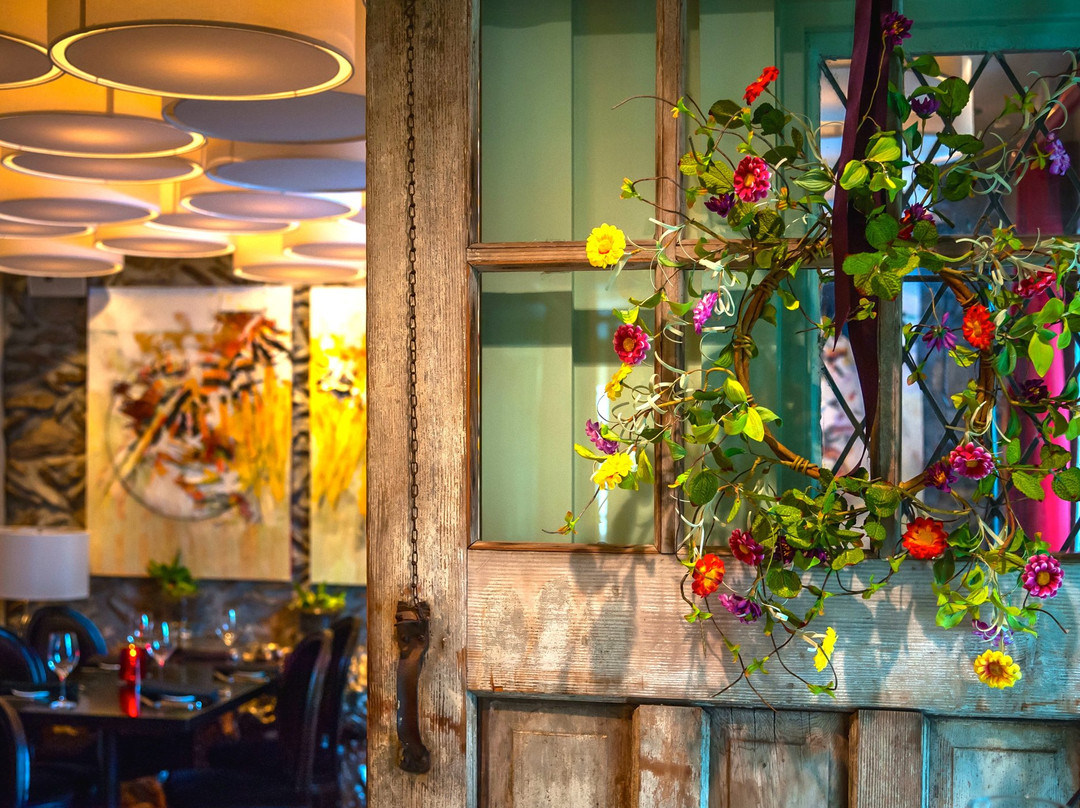 East Greenwich餐馆和美食-Besos kitchen and cocktails