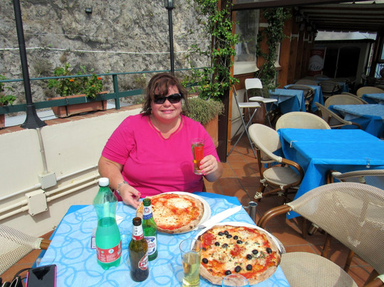 Amalfi Coast Limousine Day Tours-萨勒诺必去景点