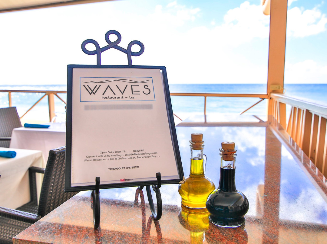 Black Rock餐馆和美食-Waves Restaurant and Bar