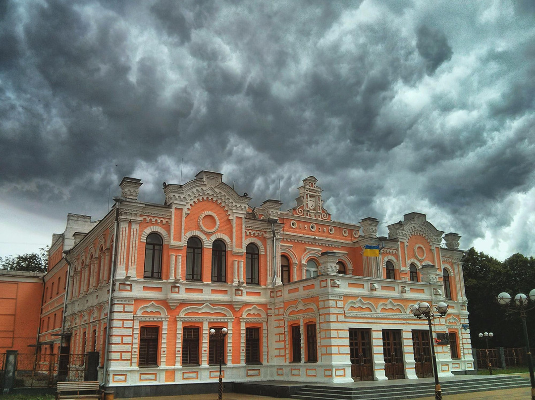 Pyryatyn旅游景点-Theatre of Brodskiy