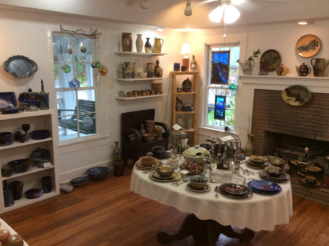 Hickory Flat Pottery-Clarkesville必去景点
