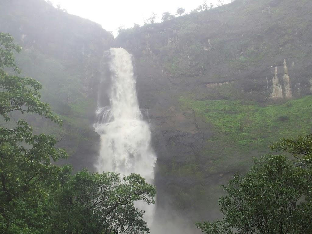 Dugarwadi Waterfall景点图片