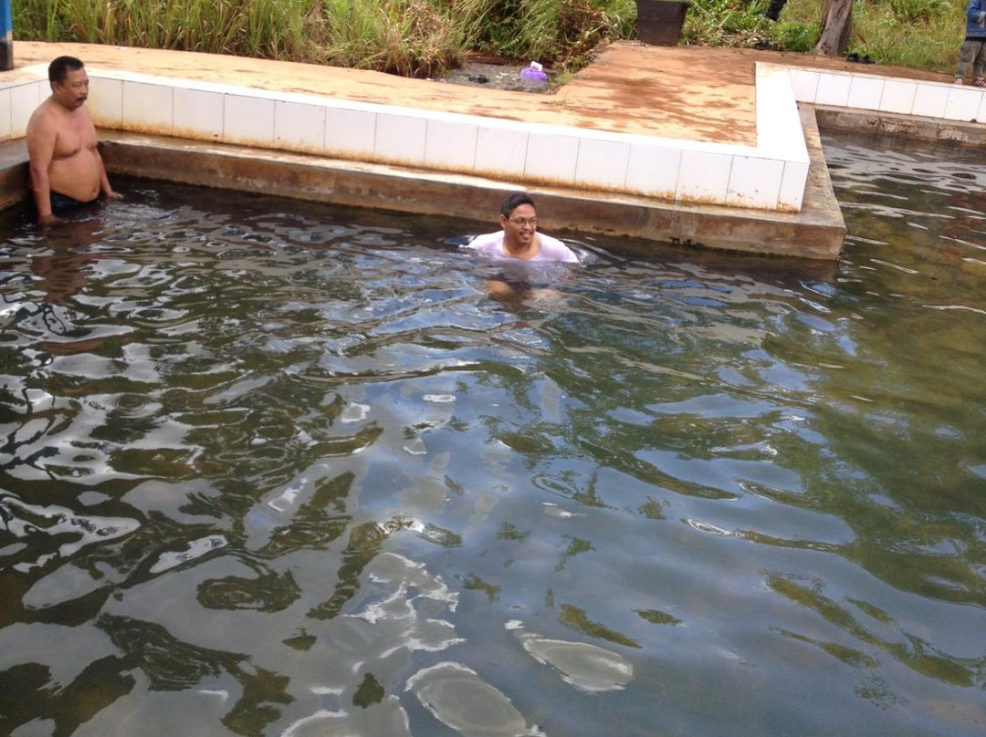 Wawolesea Hot Spring景点图片
