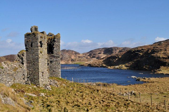 Goleen旅游景点-Three Castle Head