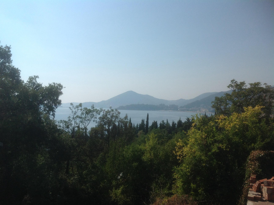 Kamenovo Beach-布德瓦必去景点