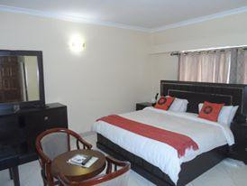 Roadview Park Hotel主图