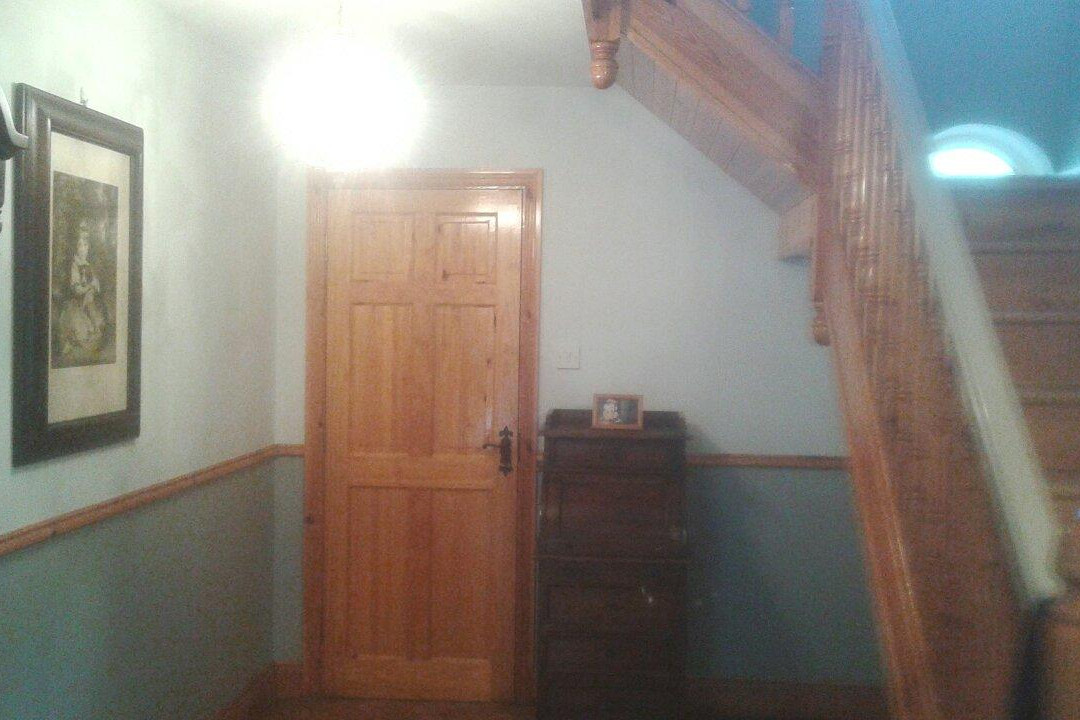Village B & B Crossdoney主图