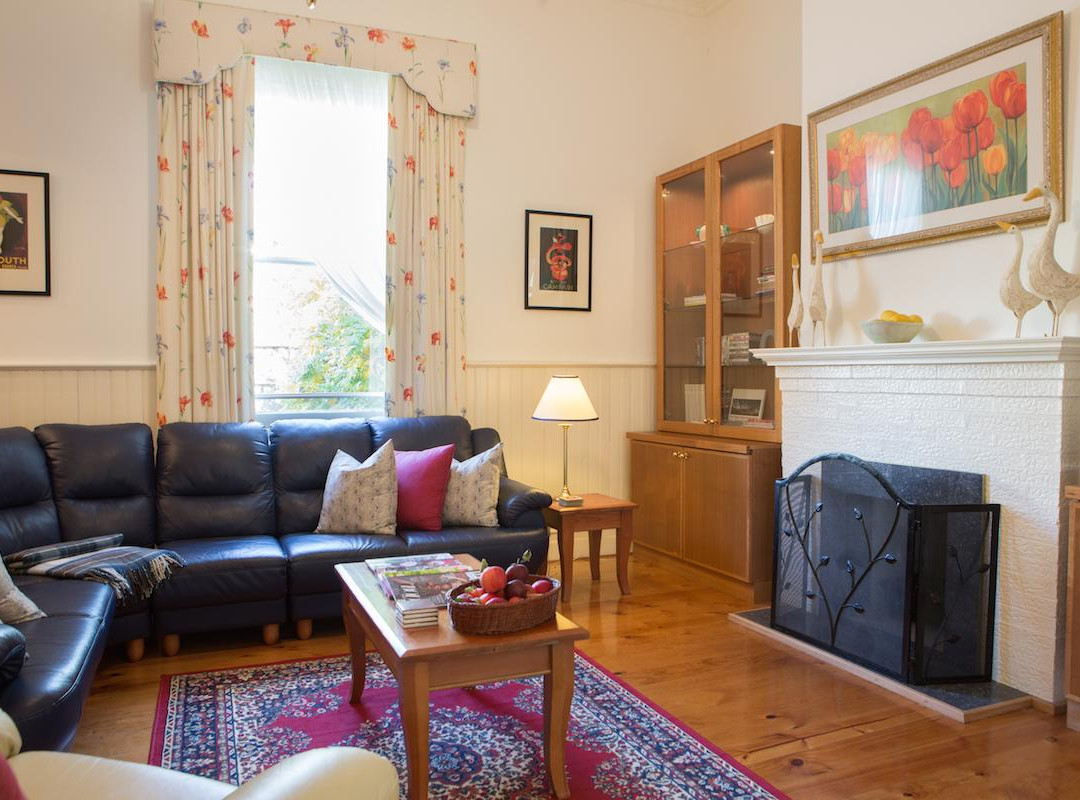 Carrington House主图