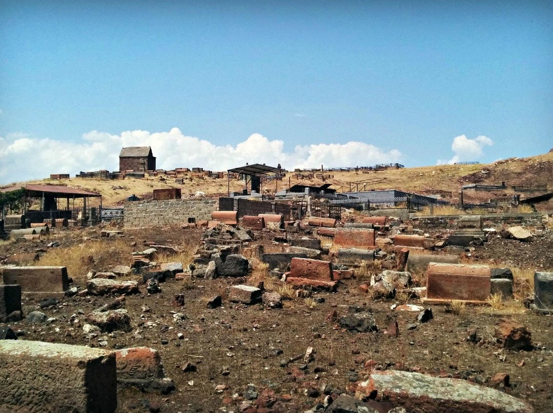 Oshakan Cemetery-Oshakan必去景点
