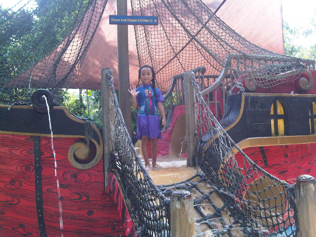 Waterboom Lippo Cikarang景点图片
