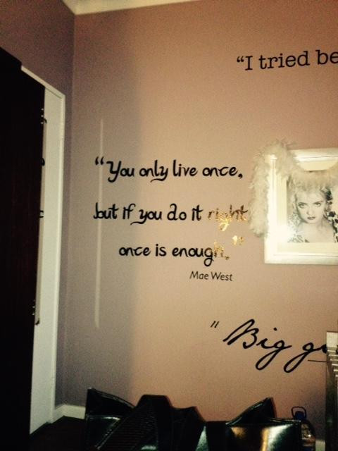 Karin's on Main主图