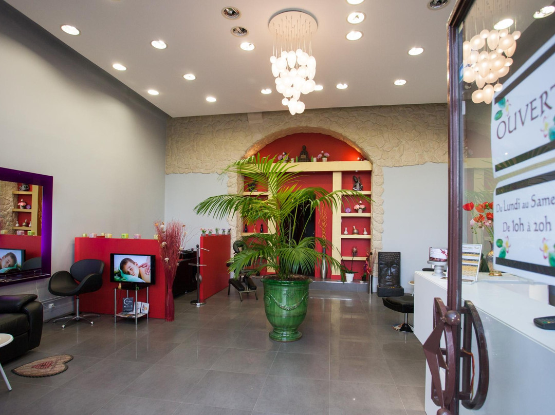 Asia Remise en Forme-里昂必去景点