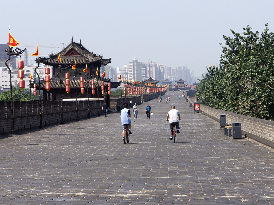 西安城墙-西安市必去景点