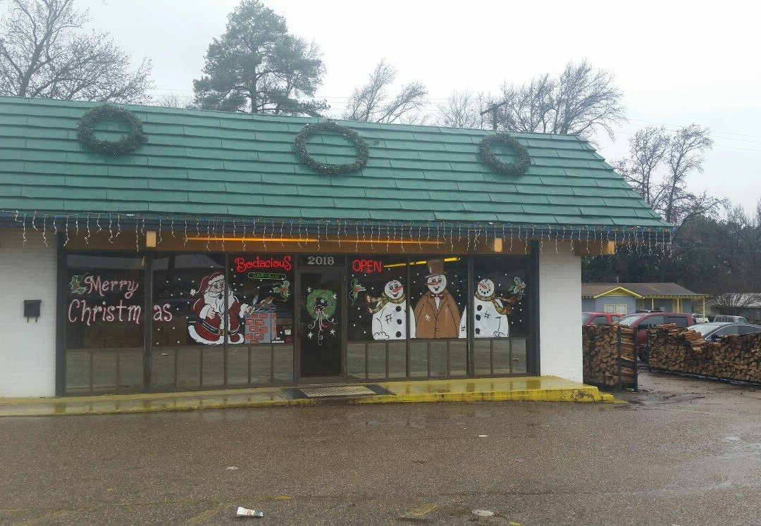 Marshall餐馆和美食-Bodacious B-B-Q