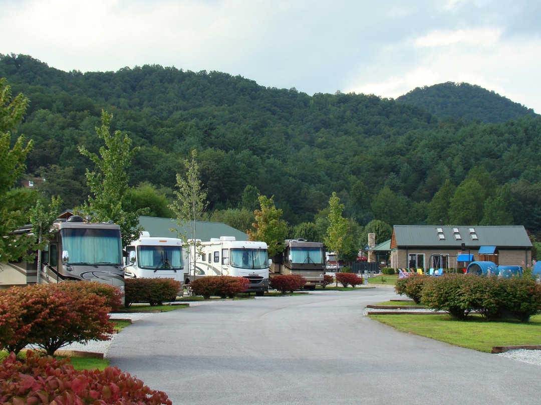 River Vista Mountain Village RV Resort