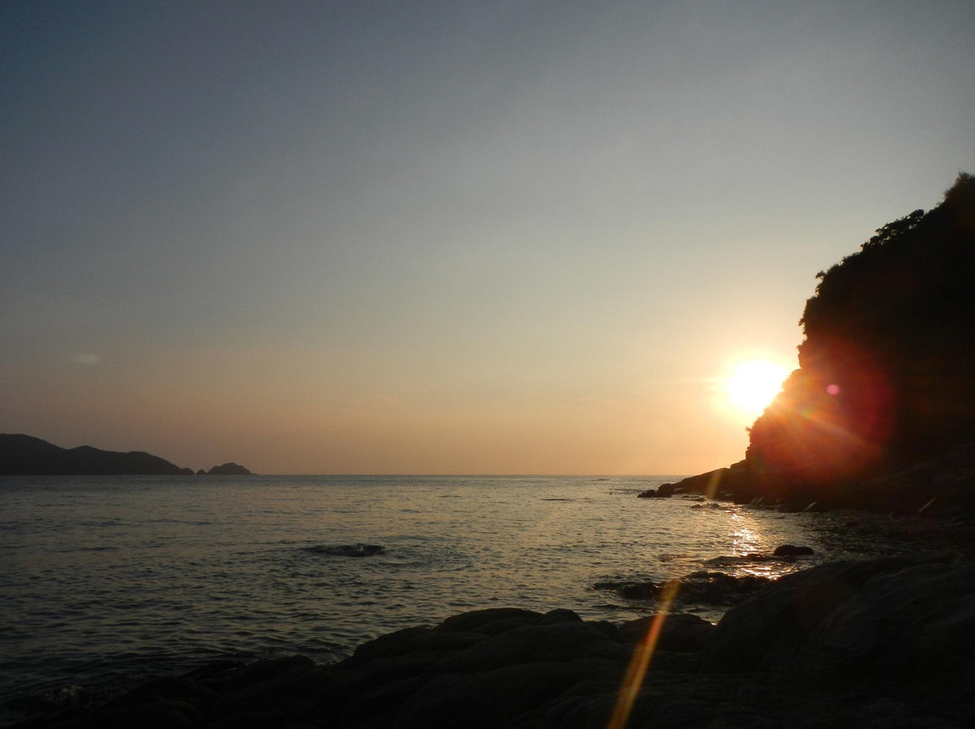 Hizushi Beach景点图片