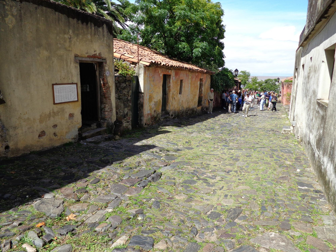 La Calle de los Suspiros-科洛尼亚·德尔萨克拉门托城必去景点